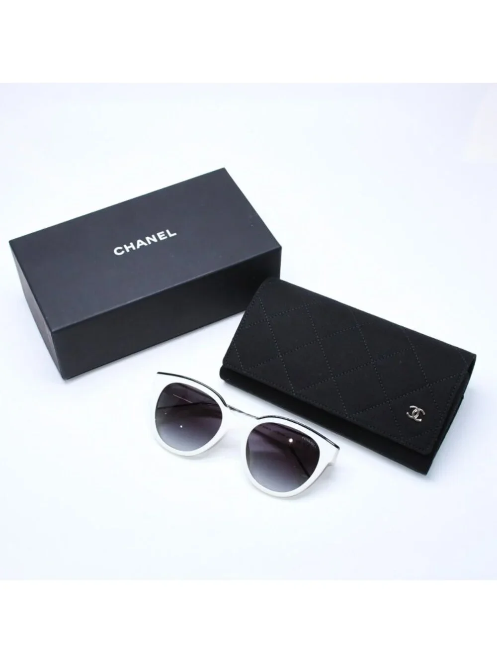 Chanel Sunglasses Eyewear S6 CC Logo Bicolor
